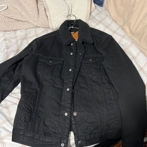 Levi’s Sherpa Denim